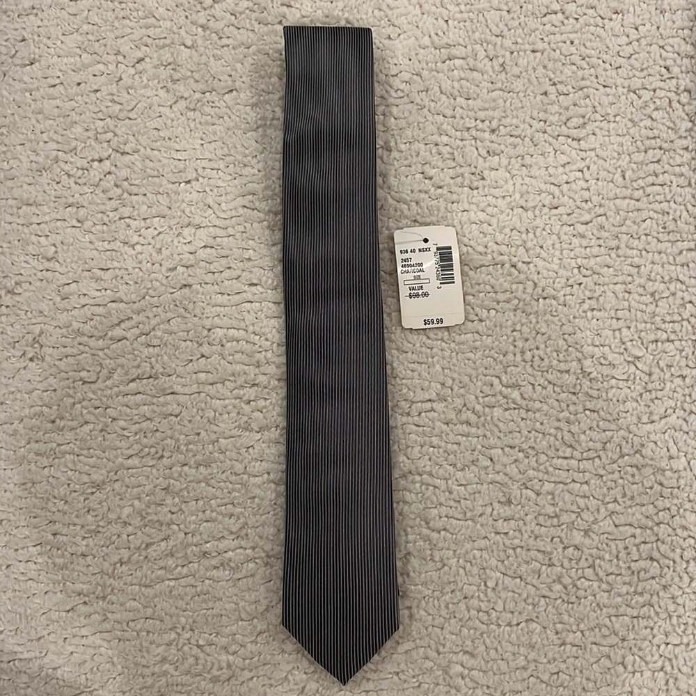 SAKS FIFTH AVENUE  Silver Stripe Tie
